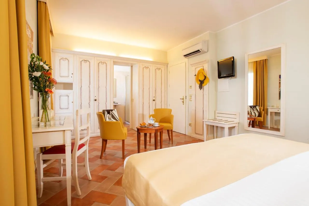 Antica Fornace Relais By La Principina Aparthotel Principina Terra 3*,  Italy